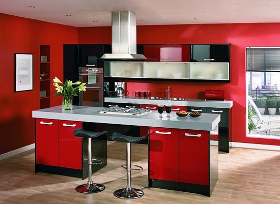 кухня в красном цвете фото